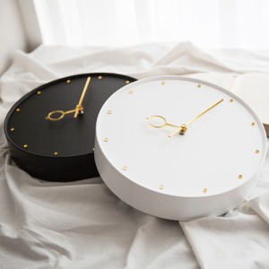 310 Gold Lucky Silent Wall Clock